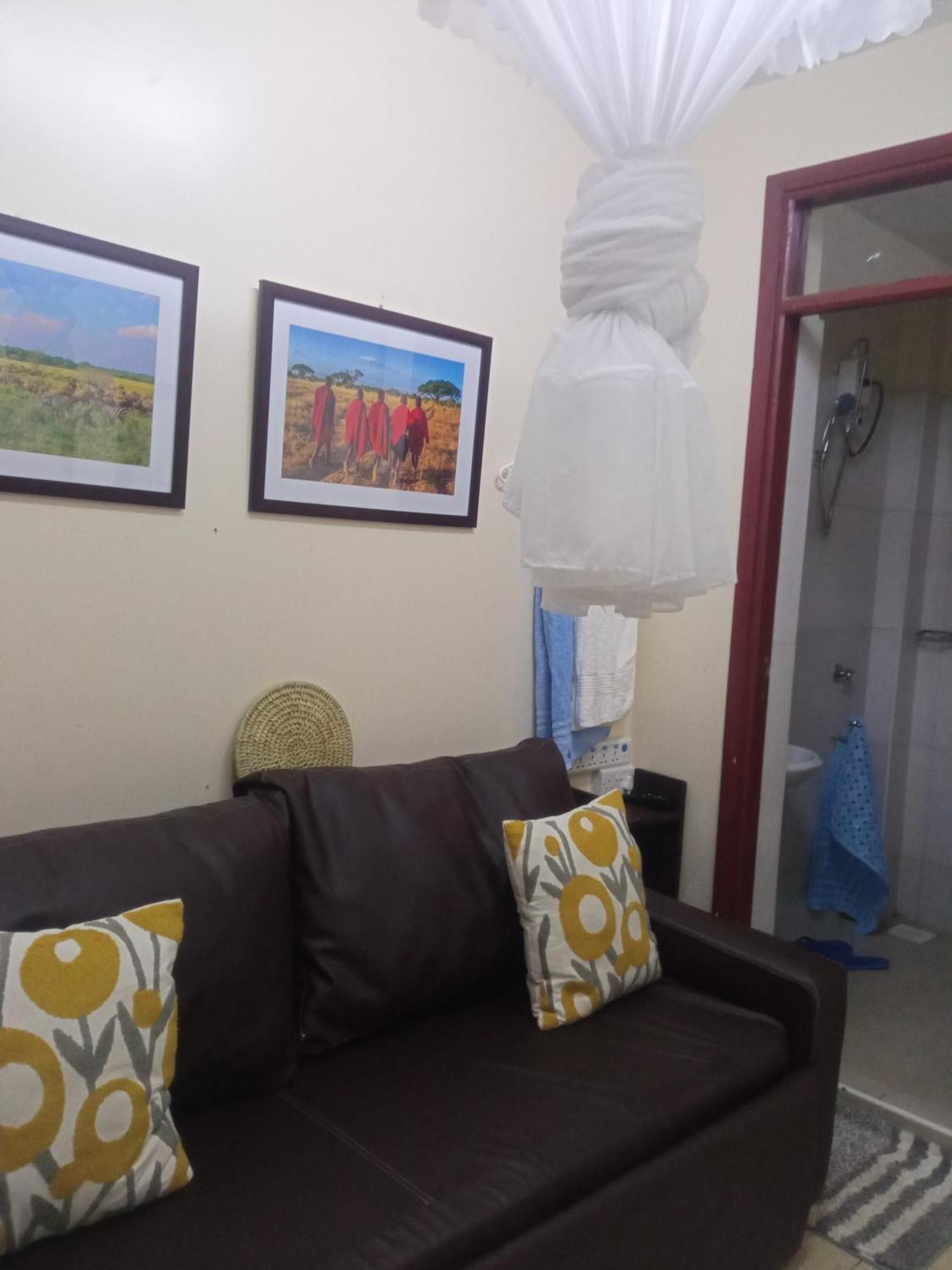 Madini Furnished Apartment 1 Near Jkia Sgr Nairobi Kültér fotó
